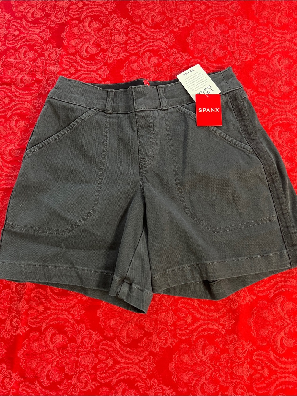 SPANX Washed Black High-Rise Utility Shorts Women’s XS Stretch Twill NWT